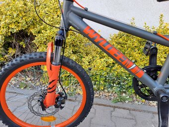 DĚTSKÉ KOLO WYLDEE 20 - 5