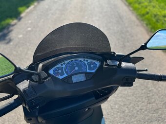Yamaha X-MAX 125 - 5