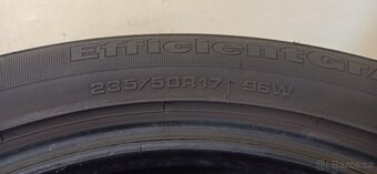 Goodyear EfficientGrip 235/50 R17 96W 3,5-4,5mm - 5