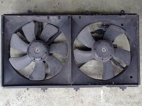 Mitsubishi Lancer VII 1,6, 72kW. Chladič, ventilátor - 5