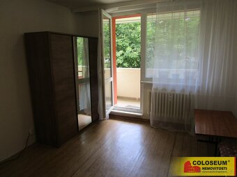 Znojmo, pronájem bytu OV 1+1, 33 m2 , balkon, sklepní kóje – - 5