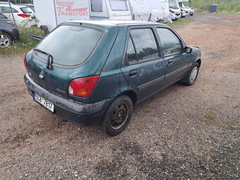 FORD FIESTA 1,3i - 5