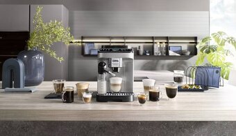 Espresso De'Longhi Magnifica Evo Next ECAM 310.80.SB - 5