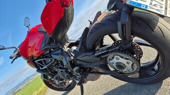 MV Agusta Brutale 800 Rosso, 2022 - 5