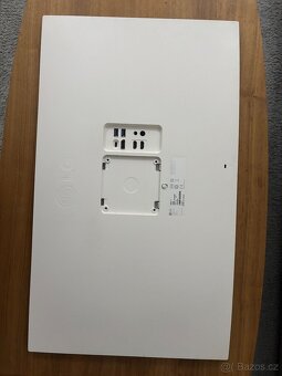 LG 31,5 4K IPS - graficky monitor - 32UN88A-W - 5