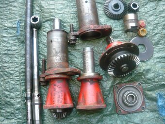 Náhradní díly na rotační sekačky - 5