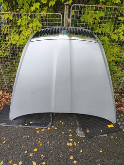 Skoda Octavia 2 facelift - předni kapota - 5