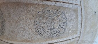 Volejbalový míč - 5