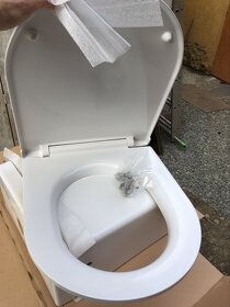 Stojící WC kombi mísa, svislý odpad Laufen - 5