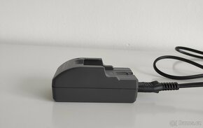 Nabíječka Olympus LI-10C - 5
