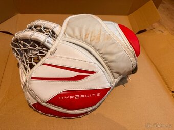 LAPAČKA A VYRÁŽEČKA BAUER VAPOR HYPERLITE 2 SR - 5