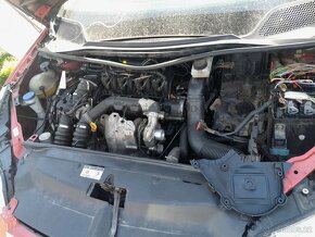 Citroen C4, 1.6Hdi, 66.Kw, 2005 - díly - 5