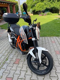 KTM 690 Duke - 5