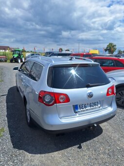 Volkswagen Passat 2.0Tdi 125Kw Highline DSG - 5