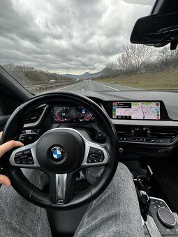 BMW 118i (2020) m-packet, nájezd 61tkm, automat - 5