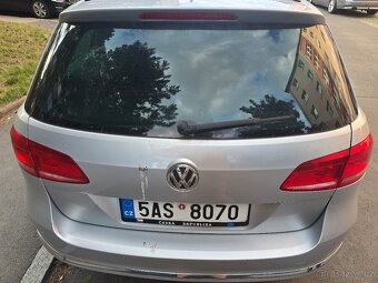 Volkswagen Passat b7 - 5