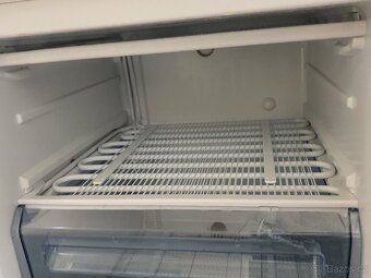 AEG  úsporný mrazák v A+ třídě 110 litrů s dovozem - 5