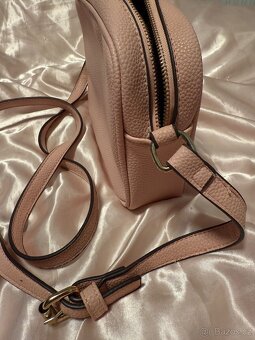 Kabelka cross body pudrová barva - 5