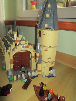 LEGO bradavice 75954 + expecto patronum 75945 - 5