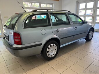 Škoda Octavia I  1,6i Tour - 5