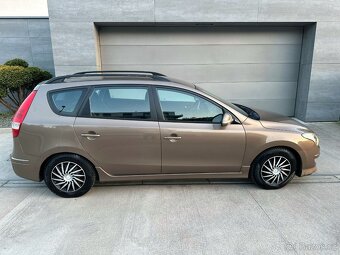 Hyundai i30 1.6i 92kW Rv.2013 1 Majitel Původ CZ - 5