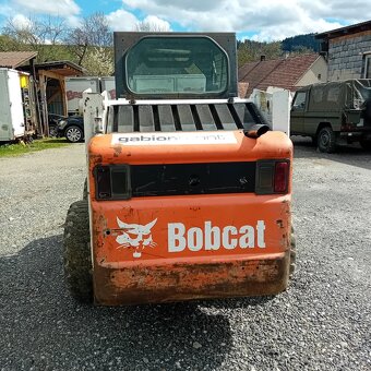 Smykový nakladač Bobcat 763, r.v. 2002 - 5