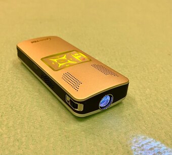 Aiptek V10 – přenosný multimediální projektor - 5