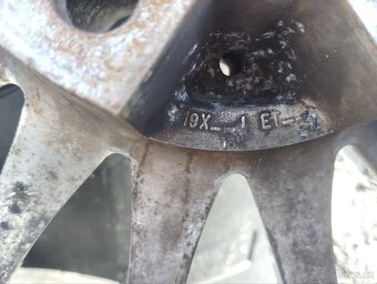 Prodám ALU 5x112 R19 s pneu 235/35 ZR19 - 5