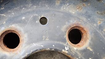 Mercedes ocelový disk W114, W115, W123 - 5