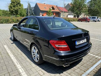 Mercedes C 180, najeto poctivých 64.150km - 5