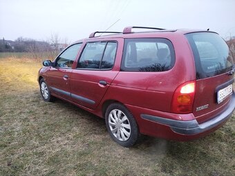 Renault Megane - 5