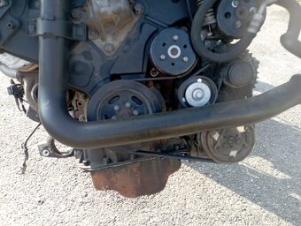 CITROEN C6 2,7HDI UHZ MOTOR s PŘEVODOVKOU 20GG07 - 5