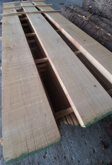 Dubové fošny, prkna, pražce a hranoly...přírodně sušené 15% - 5