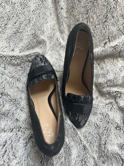 Luxusní krajkové černé lodičky vel 40 - 5