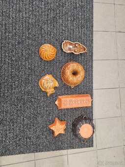 Prodám sbírku keramických bábovek - 5