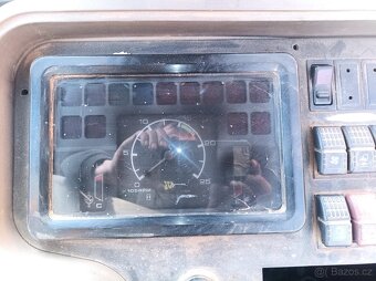 Traktor bagr JCB 2CX - 5