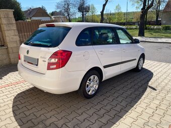 ŠKODA FABIA COMBI 2012 - 5