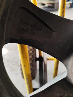 4x celoroční pneu + 17" ALU kola (pro Hyundai) - 5