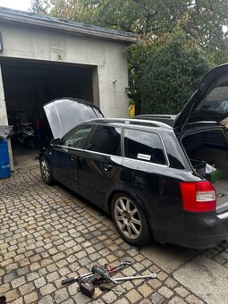 Audi a4 b6 3.0 quattro manuál - 5