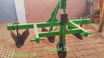 Nová tříradličná proorávačka brambor - 5