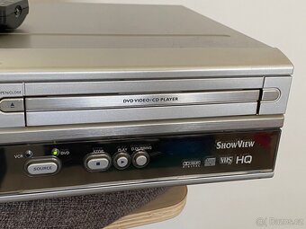 Kvalitní combo VHS a DVD přehrávač PHILIPS DVP620VR - 5