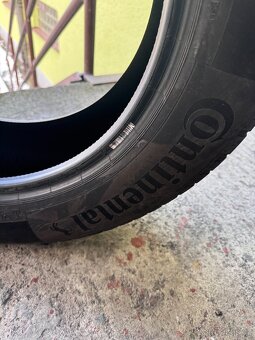Prodám letní pneumatiky Continental R18 235/55. - 5
