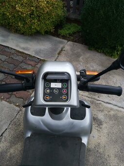 Prodám elektrický čtyřkolový skútr / vozík - 5