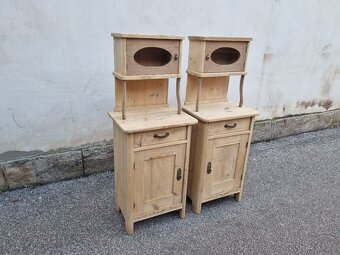 NÁDHERNÉ STARÉ SMRKOVÉ NOČNÍ STOLKY PO RENOVACI - 5