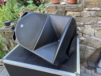 Mackie Thump 15 + obal - 5