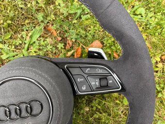 -AUDI MULTIFUNKCNY VOLANT ALKANTARA s logom RS - 5