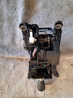 Kulisa řazení Toyota Corolla Verso - 5