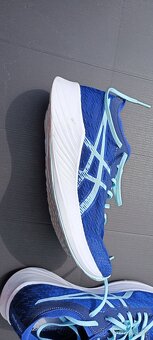 Asics Magic Speed W 1012A895-400 Dámská běžecká obuv - 5
