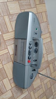 Rádio kazetak SONY - 5