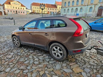 Xc60 2009 d5 120kw 4x4 - 5
